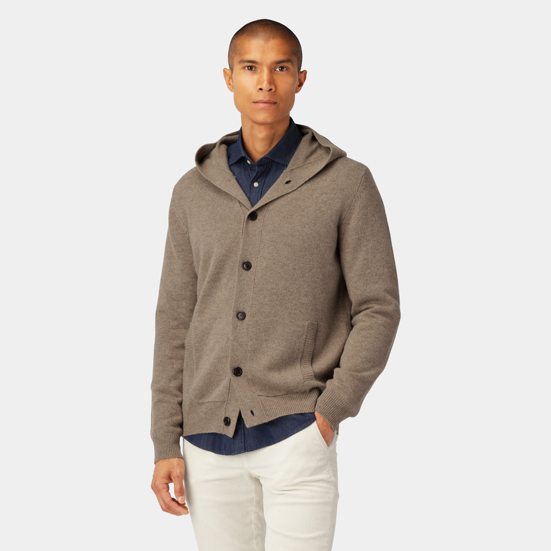 Beige cardigan hoodie for men. Buy your knitted hoodie in 100% Wool at LEss Worries.